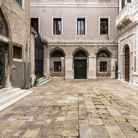 Palazzo Borgoloco Apartamento Veneza Exterior foto